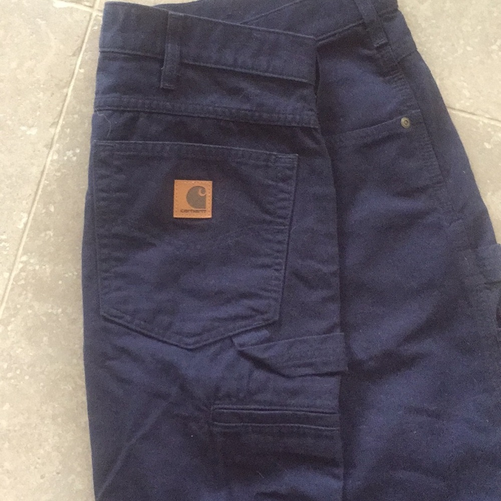 Mens Carhartt cargo pants 38 waist. 32 length Navy